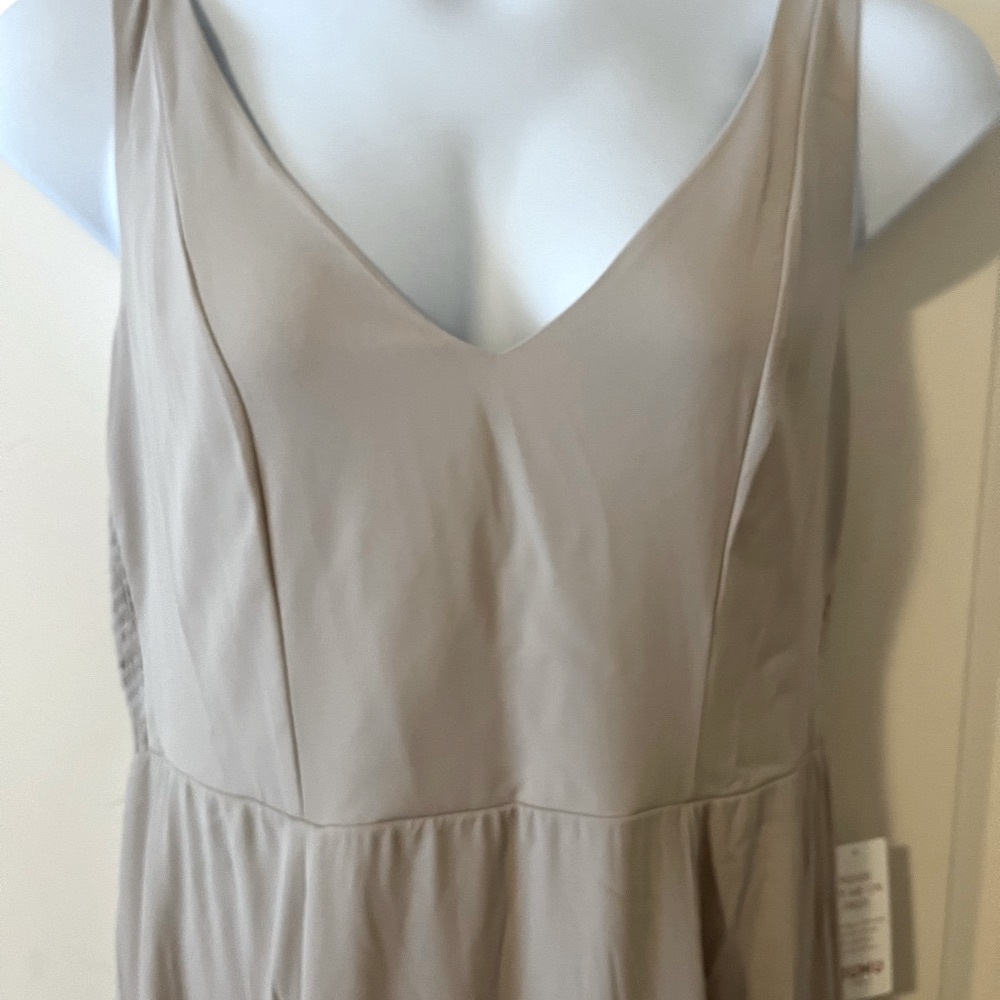 π€β¨ Show Me Your Mumu Tan Maxi Dress β Size 1XL β New With Tags β¨π€ *cross-listed - Picture 2 of 6
